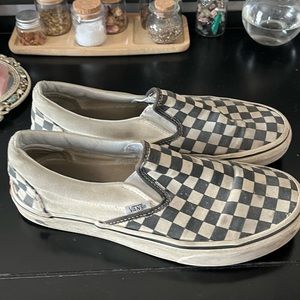 checkered vans